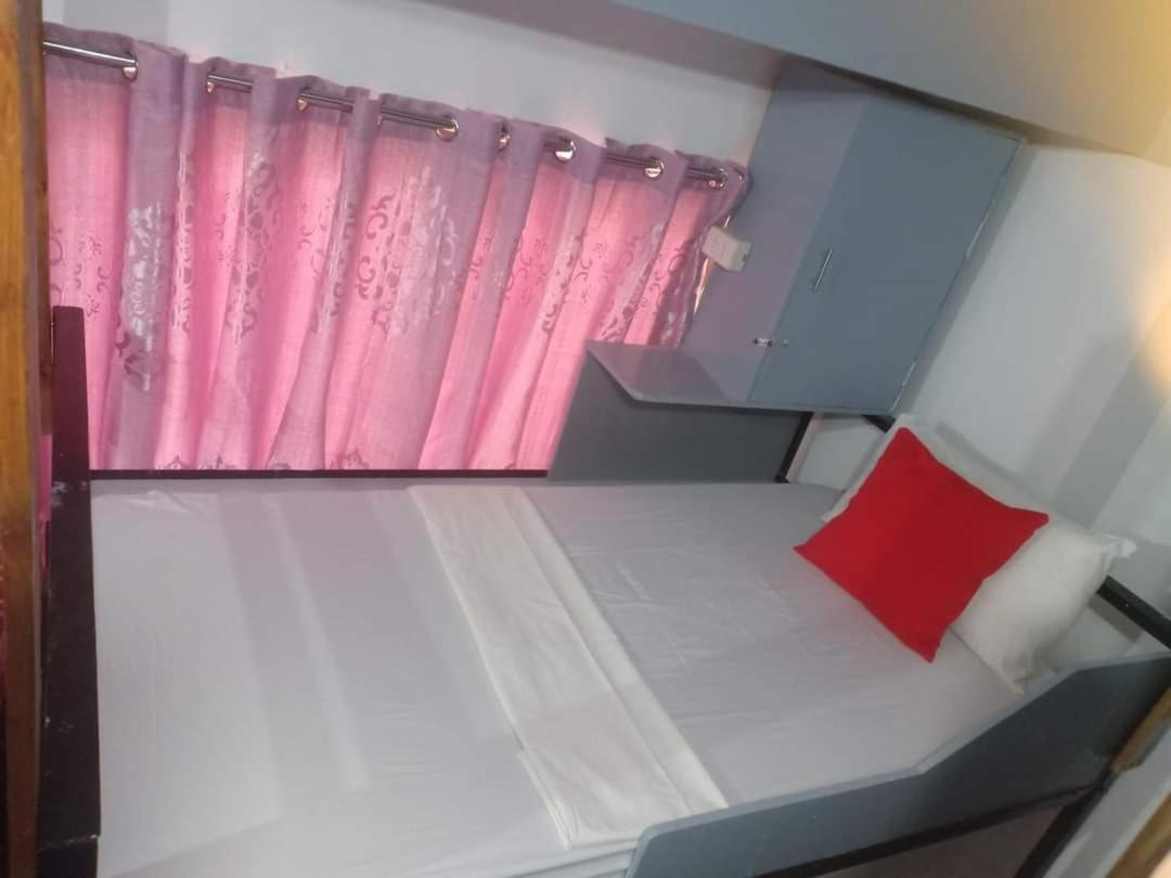 Lojed Sean Bed And Space 帕赛 外观 照片